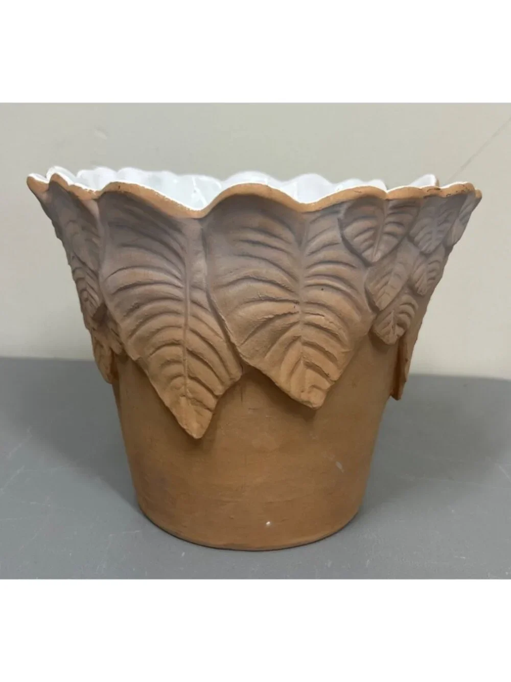 Vtg Terracotta Leaf Rim Planter Cachepot Planter White Glaze Interior Italy